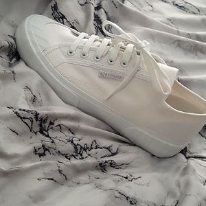 White nursing shoe